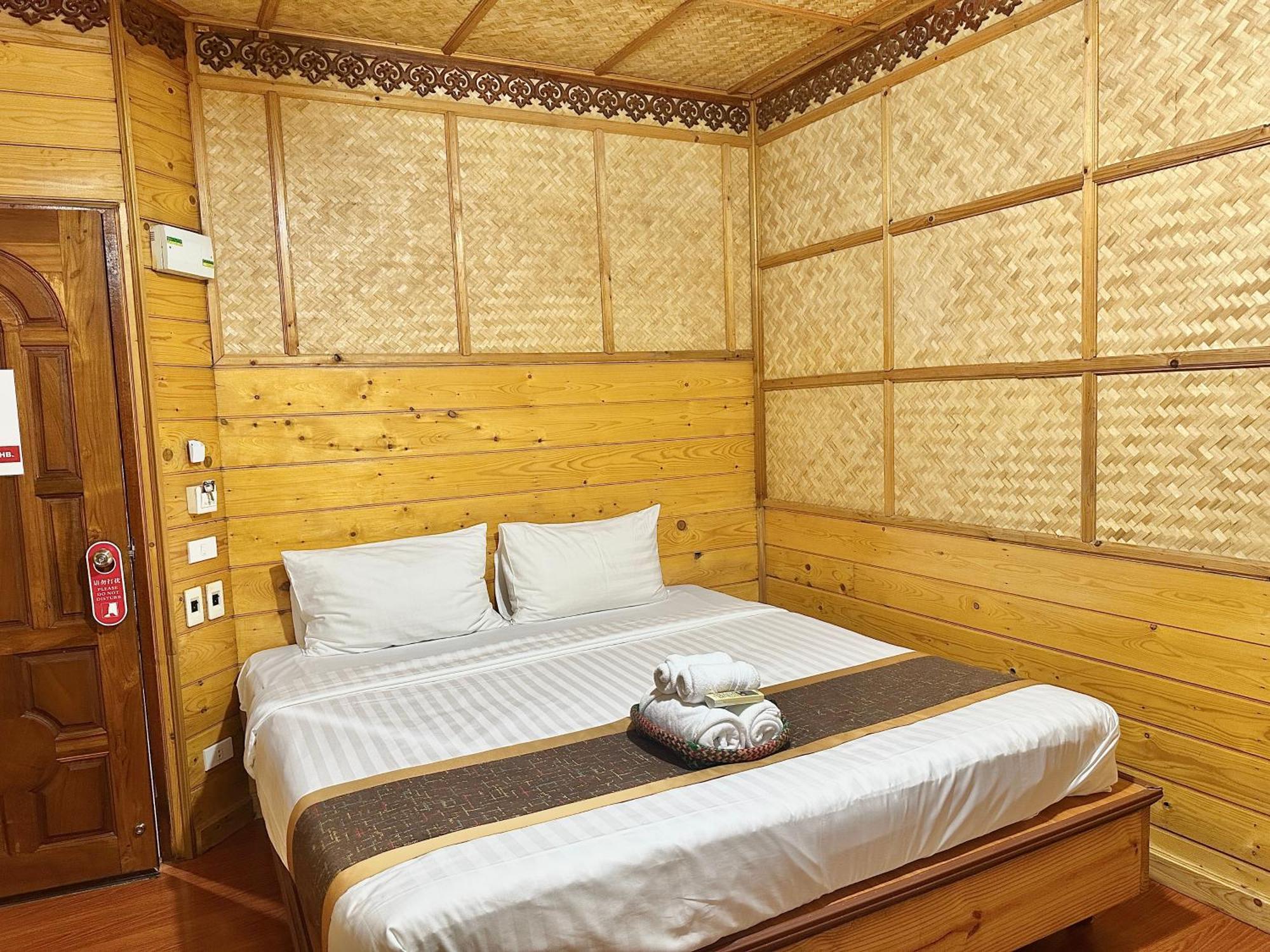 Montri Resort Donmuang Бангкок Екстер'єр фото