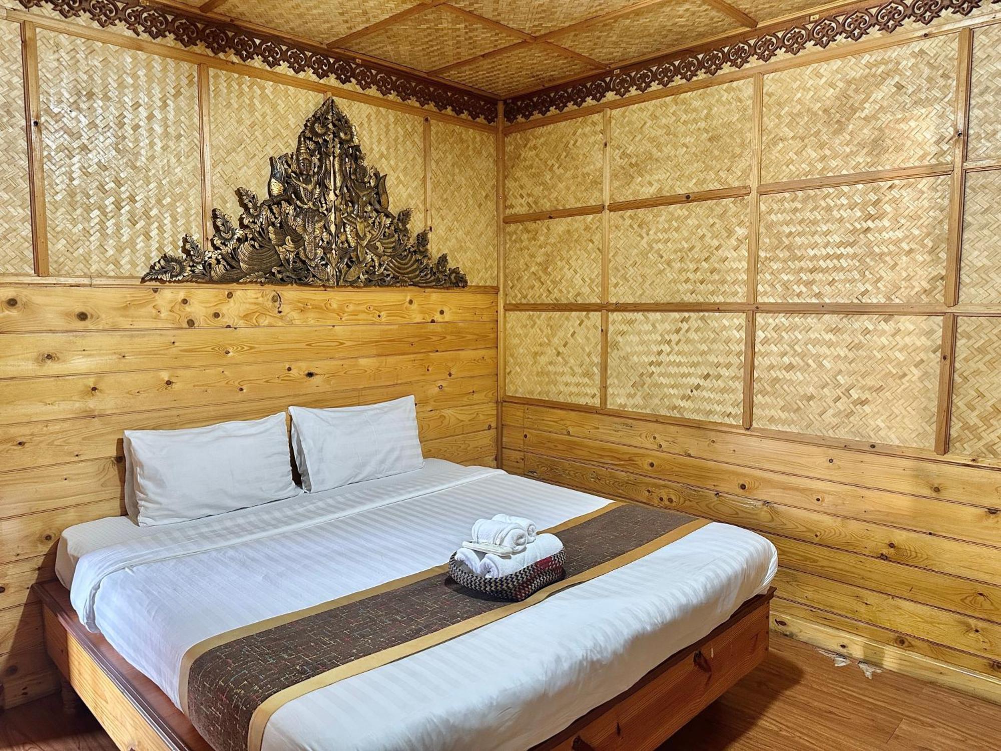 Montri Resort Donmuang Бангкок Екстер'єр фото