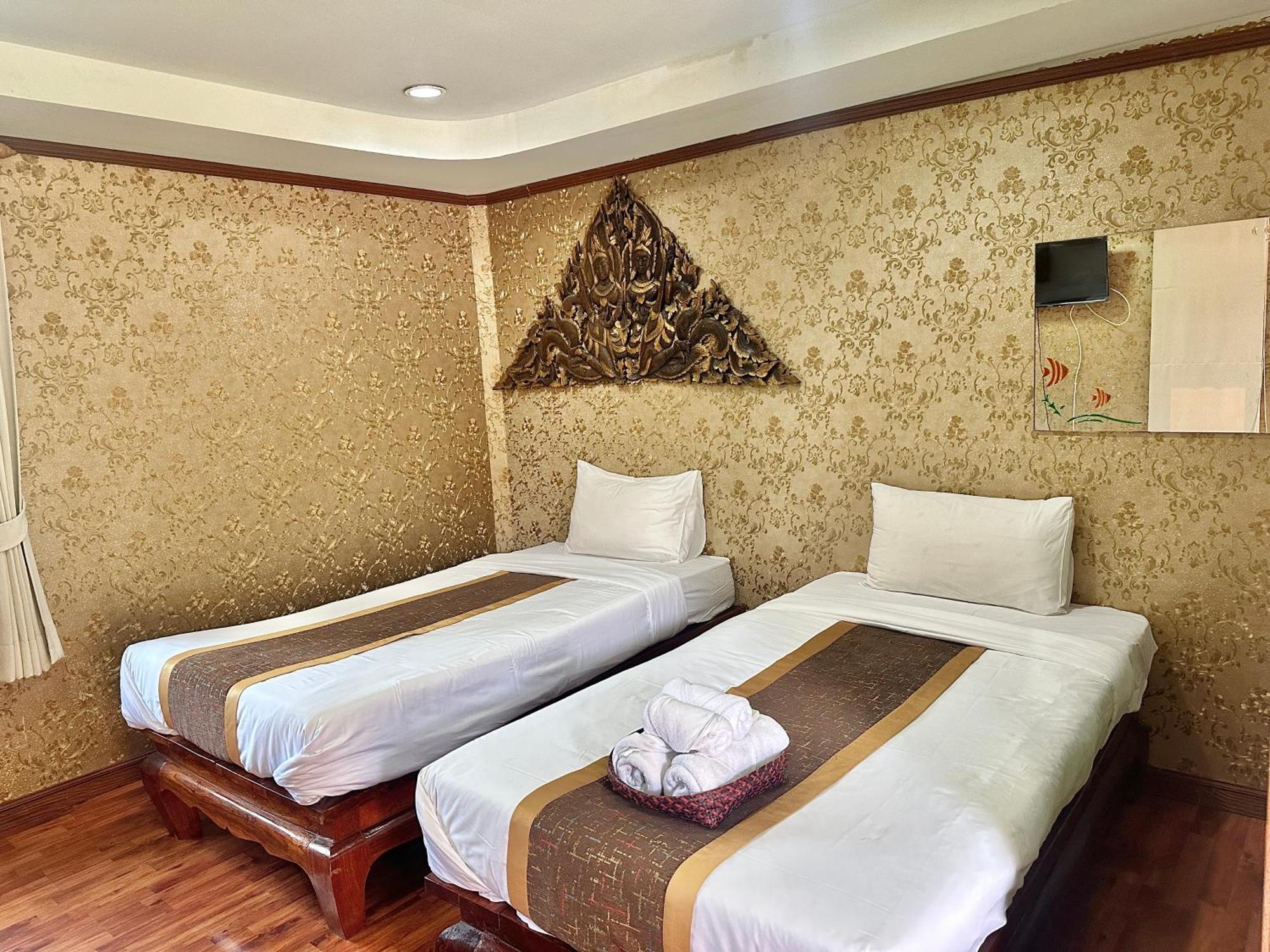 Montri Resort Donmuang Бангкок Екстер'єр фото